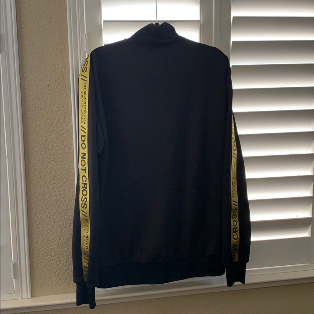 Reasons Yellow tape jacket - Picture 2 of 4
